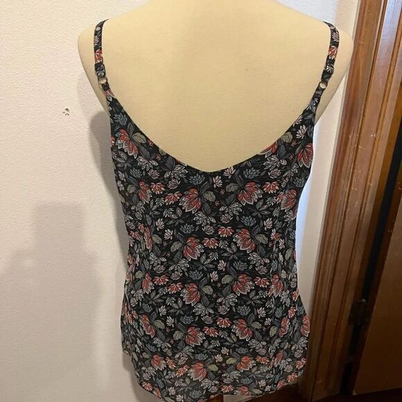 EUC Cabi Sleeveless Flowered Lined V-Neck Top Size Small #31 - Picture 10 of 11